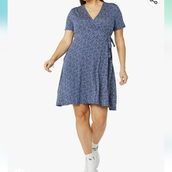 Amazon Essentials Cap-Sleeve Faux-Wrap Dress Navy with Dots Size L - Picture 1 of 8